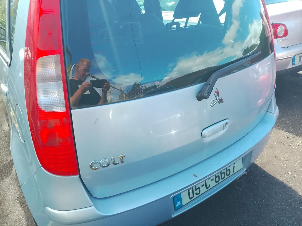 Mitsubishi Colt 2005 - Image 3