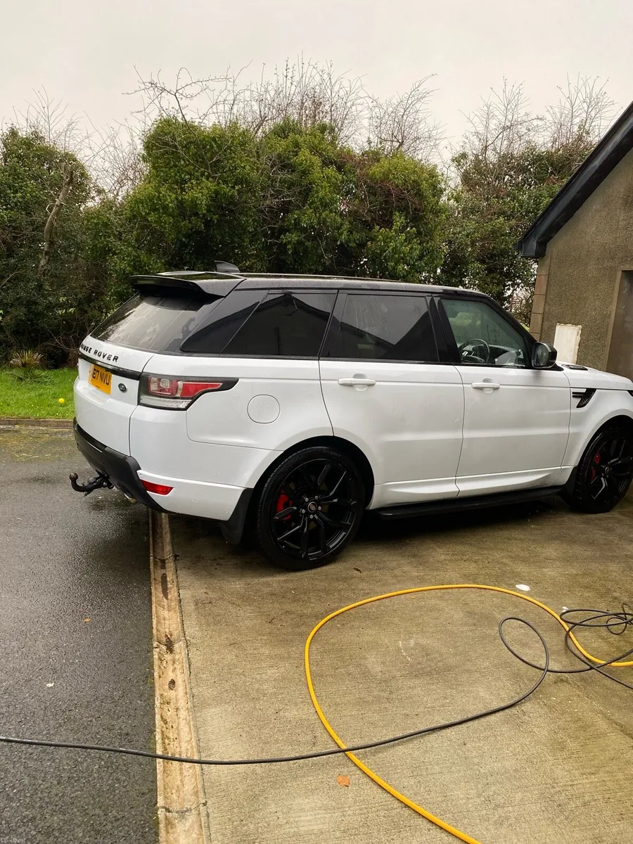 Range Rover sport - Image 1