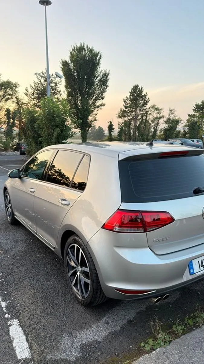 2014 Volkswagen Golf - Image 6