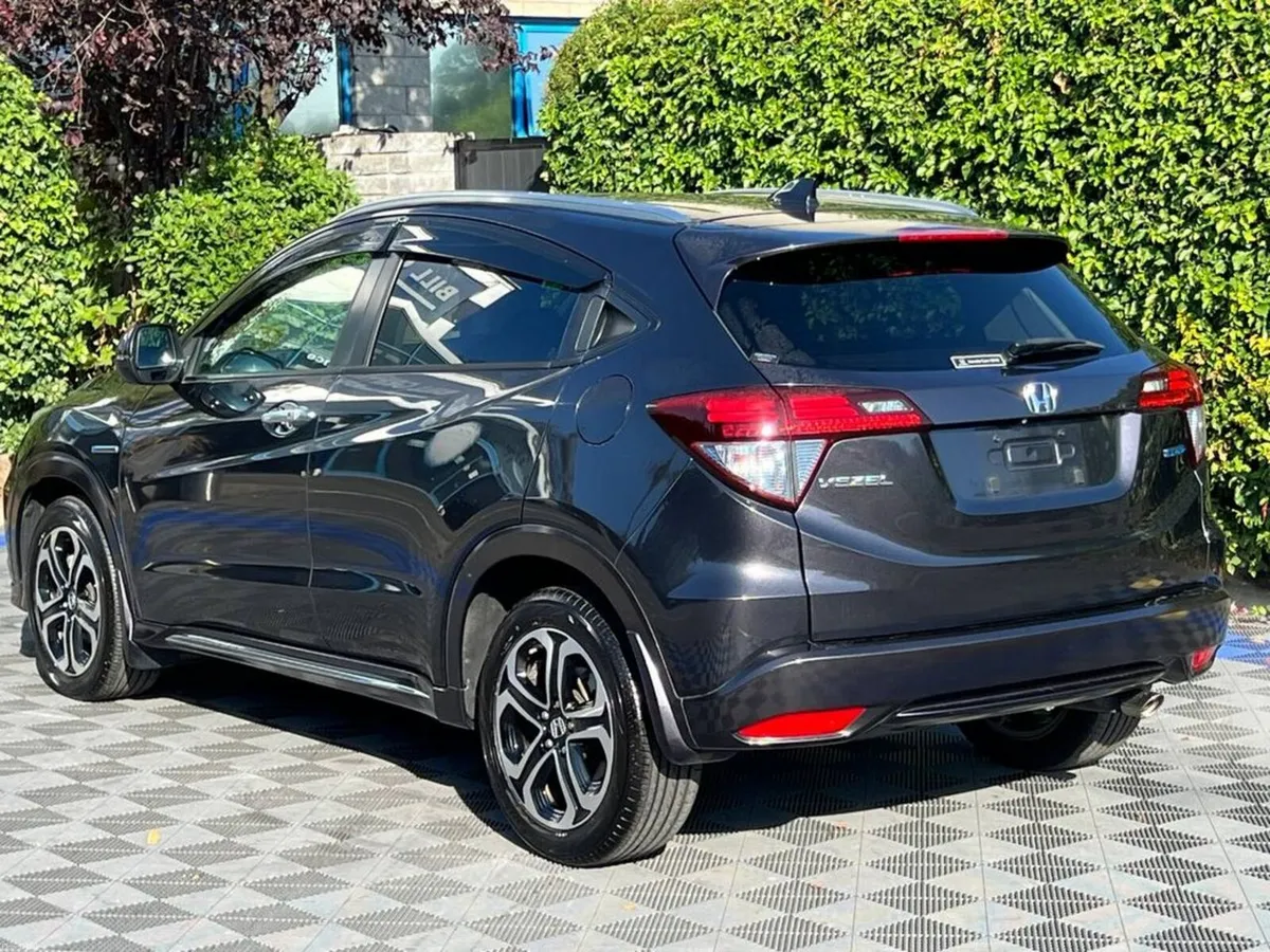 Honda Vezel 1.5 HYBRID AUTO // ADAPTIVE CRUISE CON - Image 5