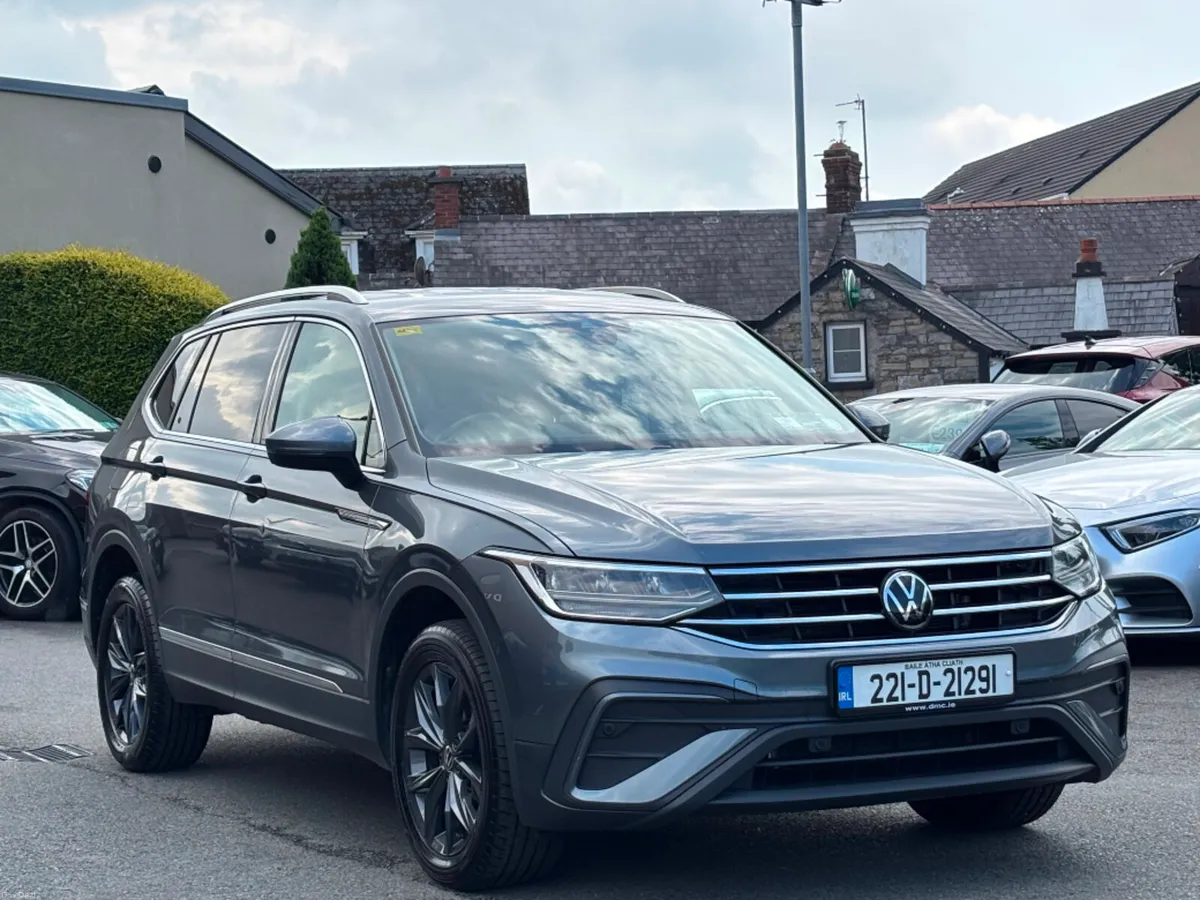 Volkswagen Tiguan ALLSPACE LIFE 2.0TDI 150BHP AUTO - Image 3
