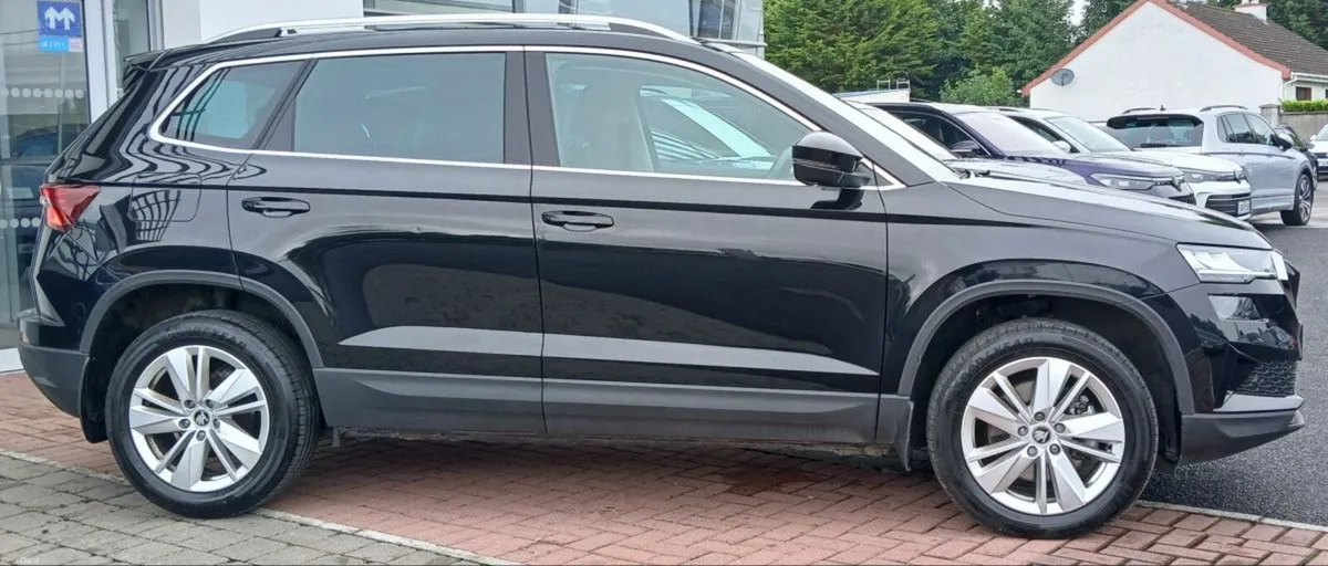 Skoda Karoq SELECTION 2.0TDI 115HP **APP CONNECT, - Image 2