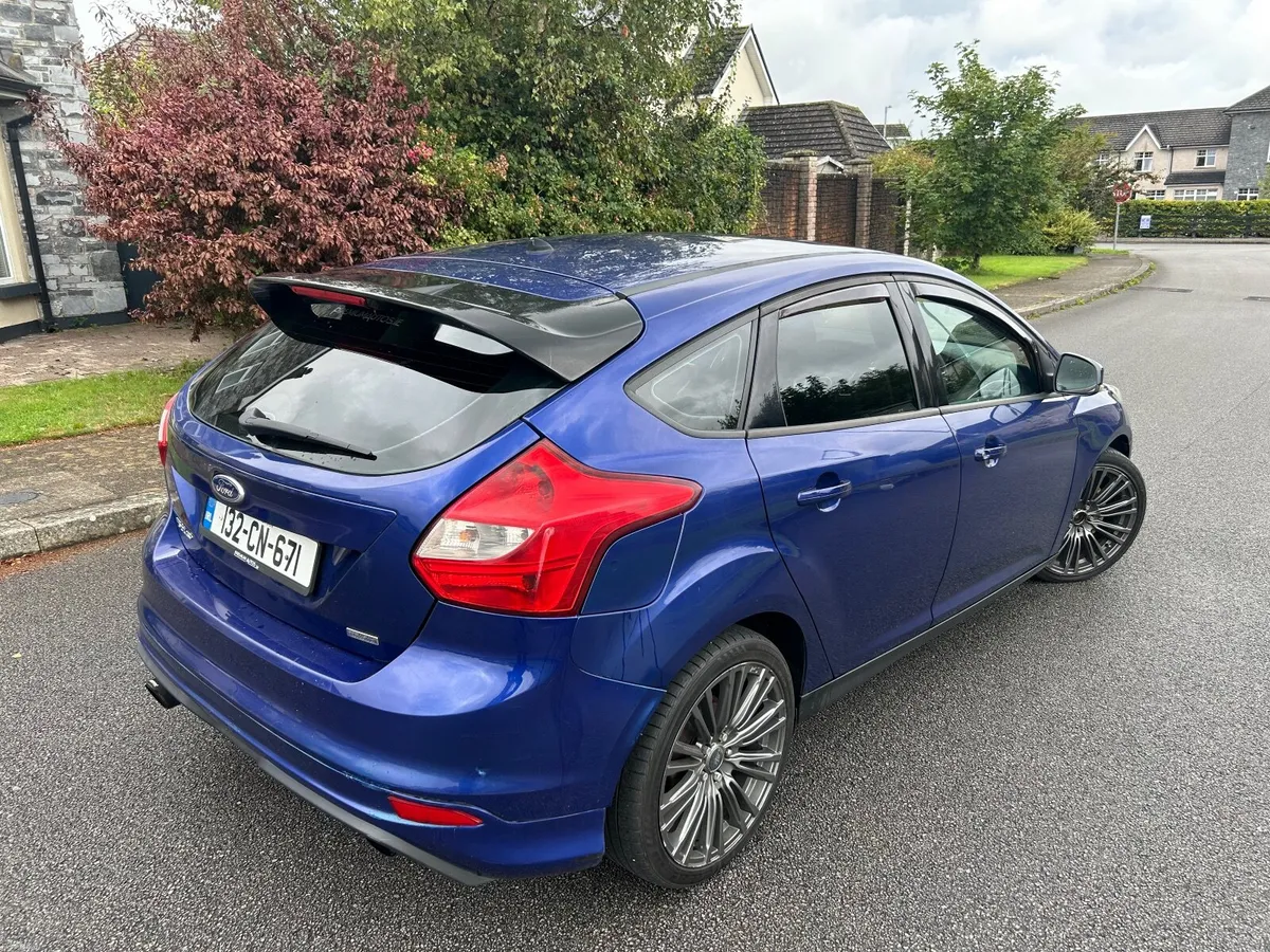 132 Ford Focus 1.6 TDCi 115 bhp high spec model - Image 5