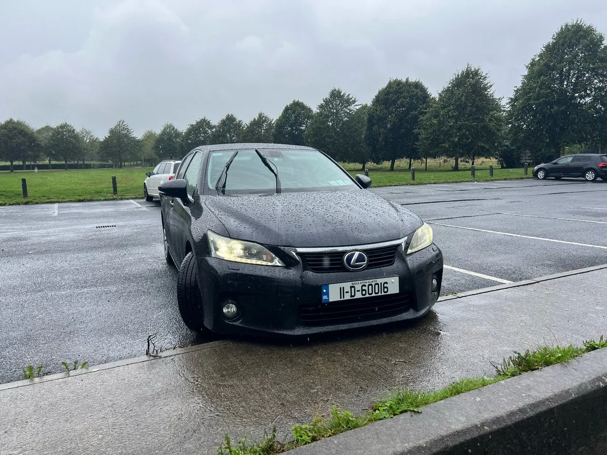 Lexus CT200 - Image 1
