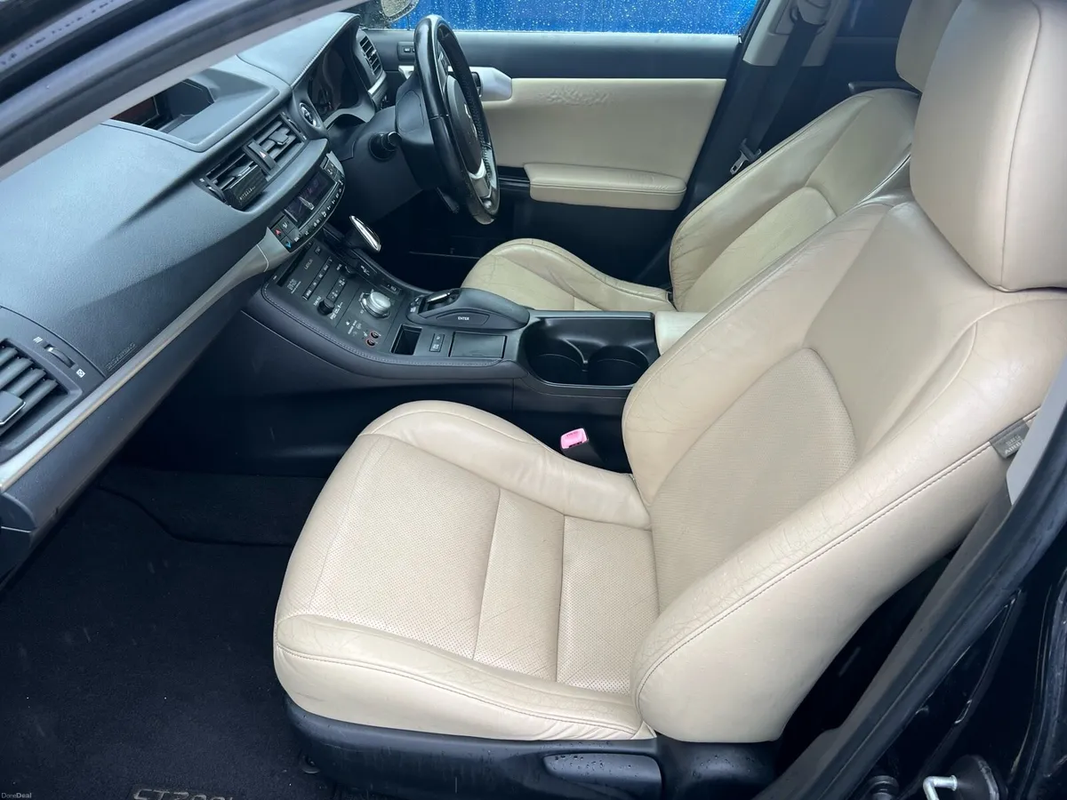 Lexus CT200 - Image 6