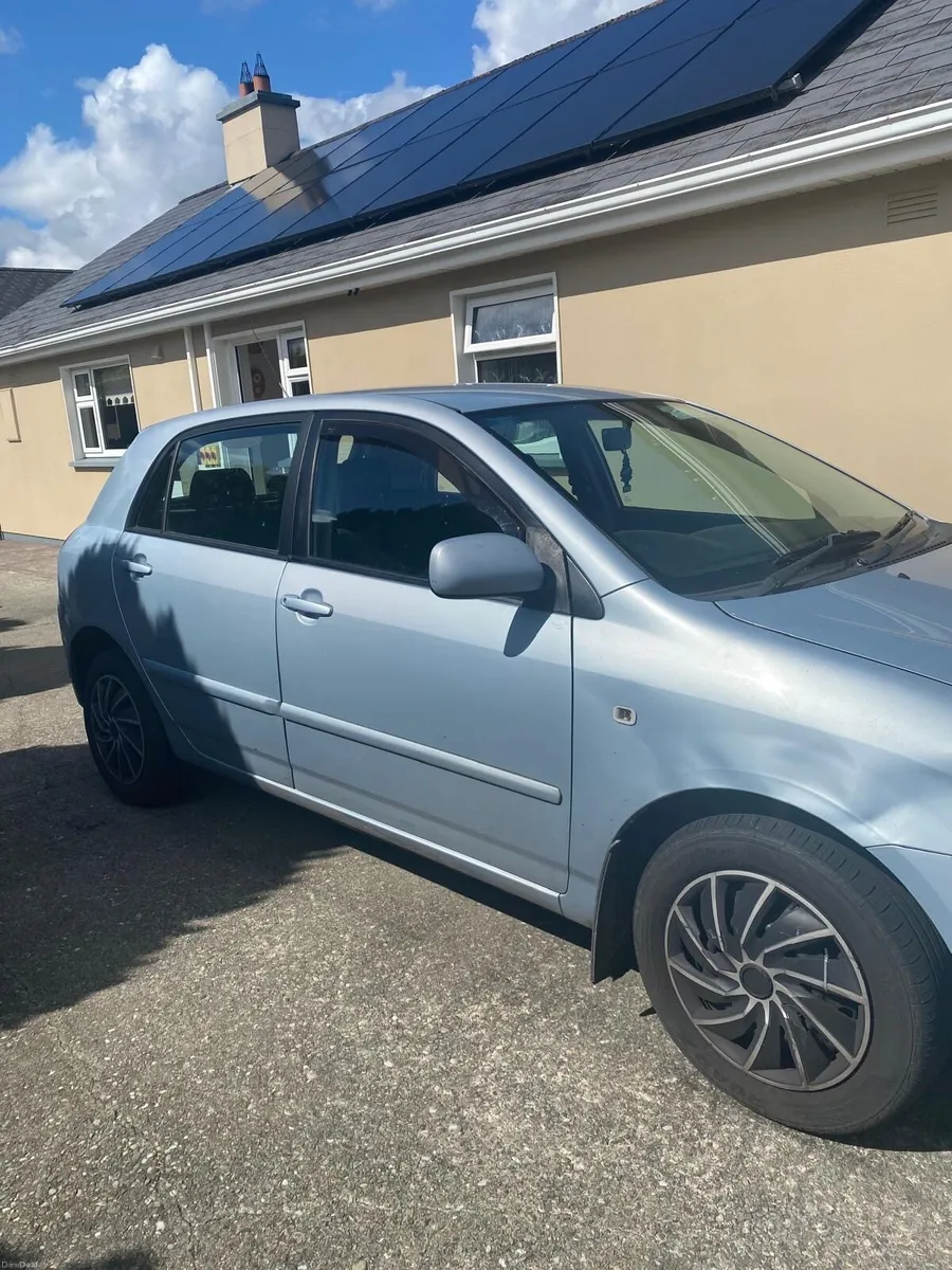 Toyota Corolla - Image 4