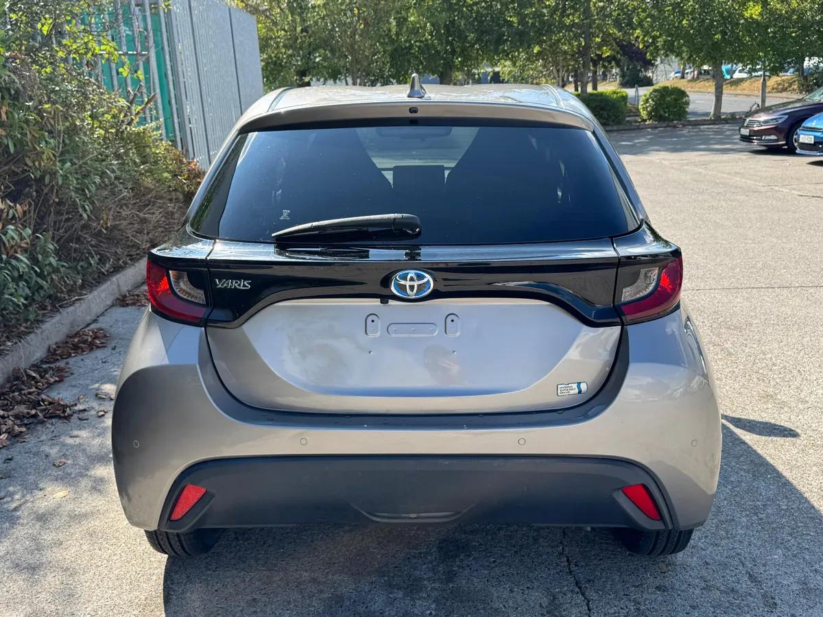 Toyota Yaris 1.5 Petrol Hybrid Automatic 2020 - Image 6