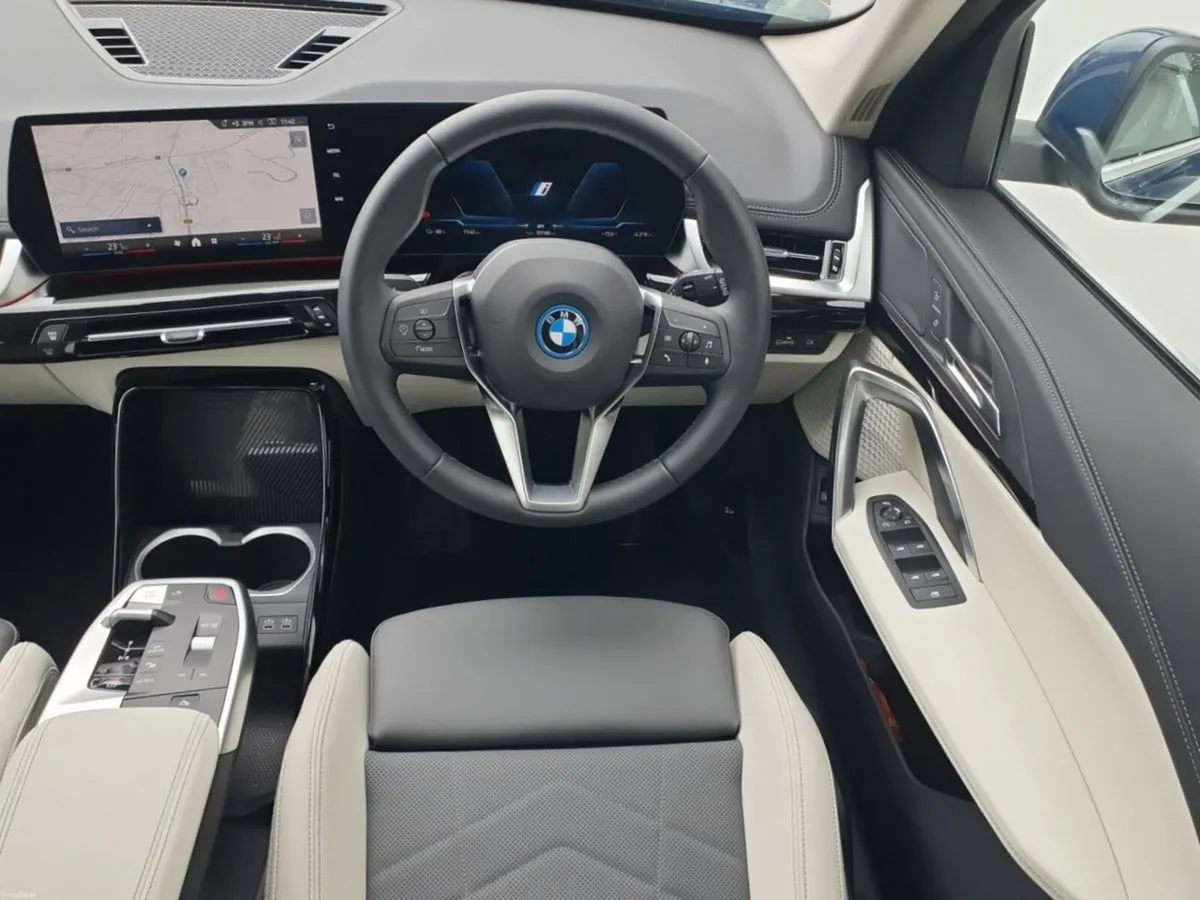 BMW iX1 eDrive20 xLine - Image 5