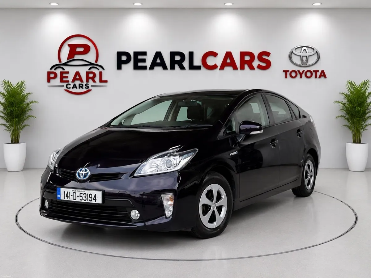 Toyota Prius 2014 Hybrid with 3 months warranty - Image 2