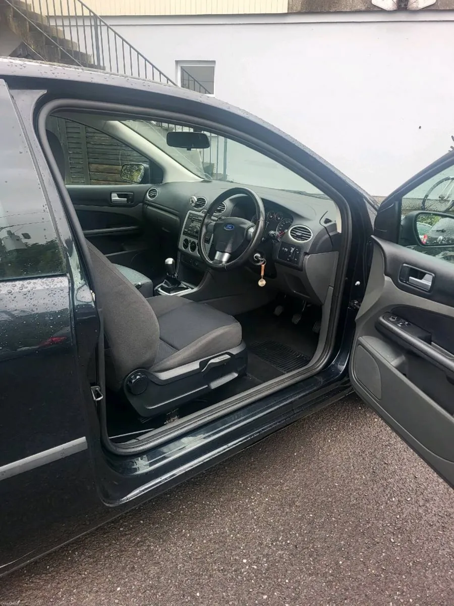 Ford Focus - Image 6