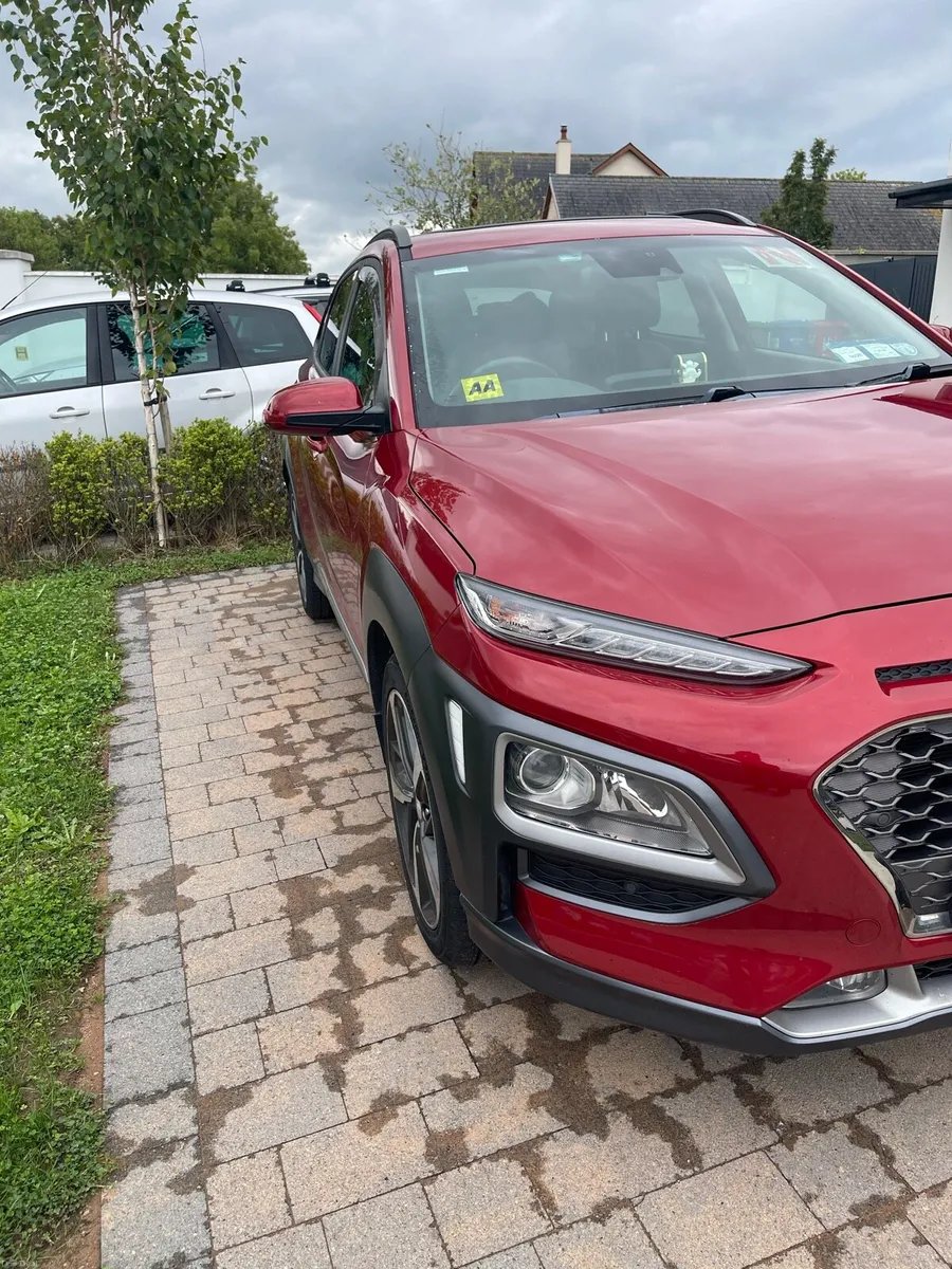 Hyundai Kona Automatic Premium 1.6 PETROl  New NCT - Image 2