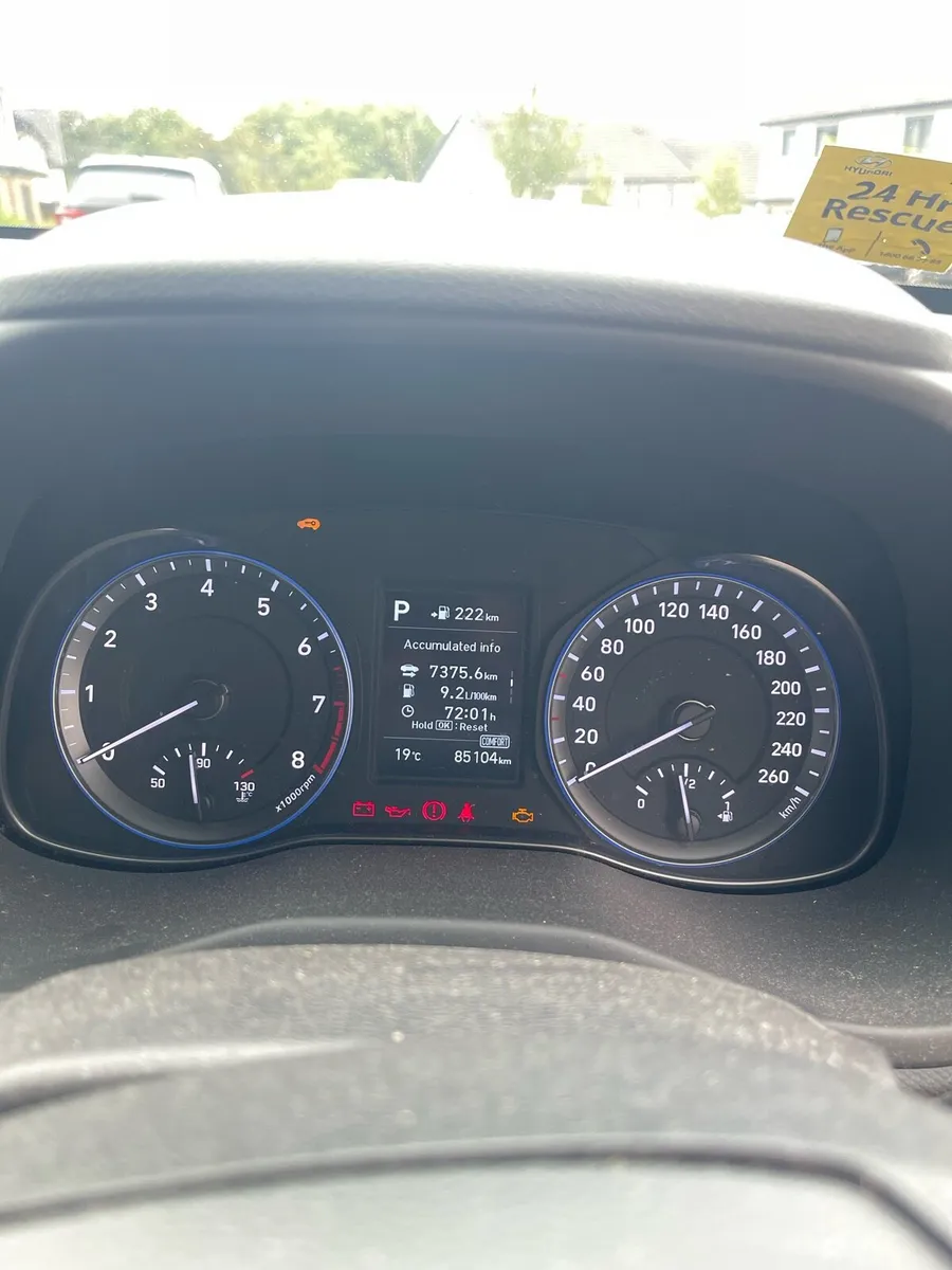 Hyundai Kona Automatic Premium 1.6 PETROl  New NCT - Image 4