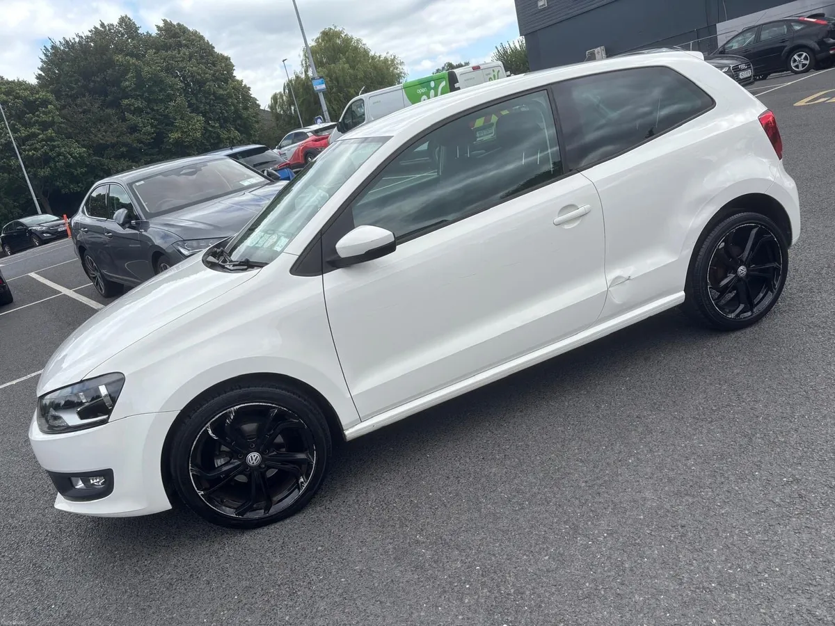 Volkswagen Polo 1.2L - Image 2