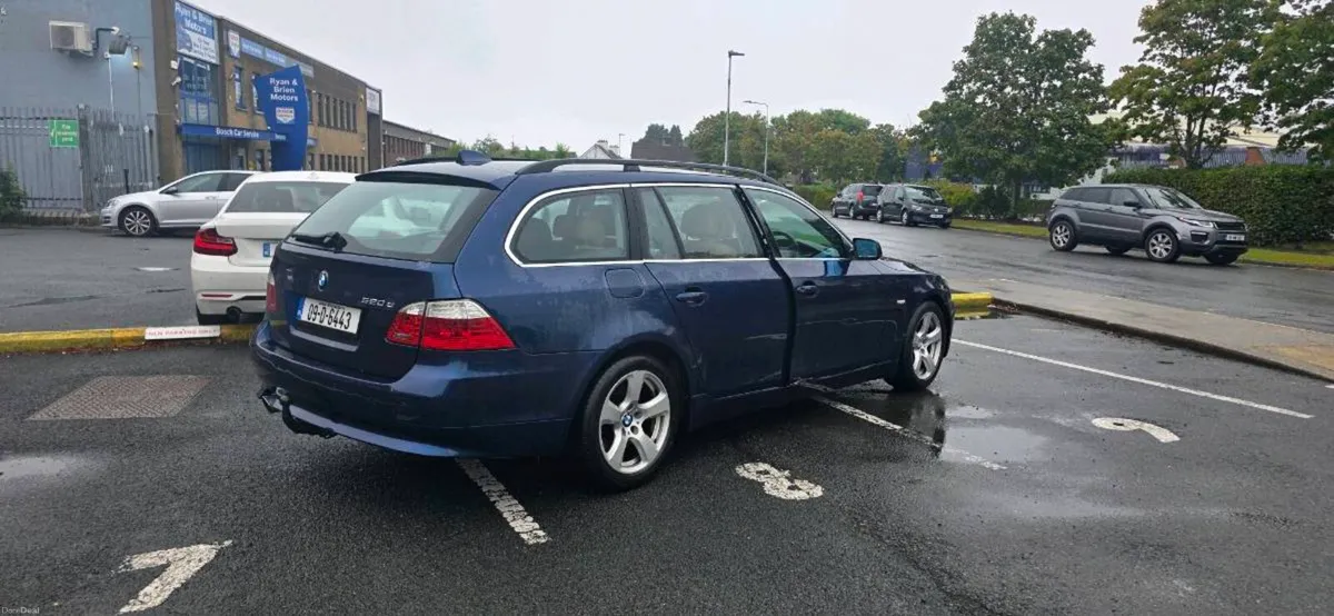 BMW 520d Estate - Image 2