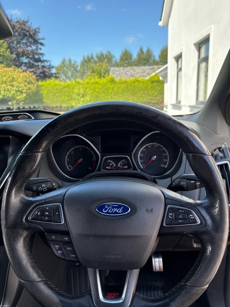Focus st - Image 6