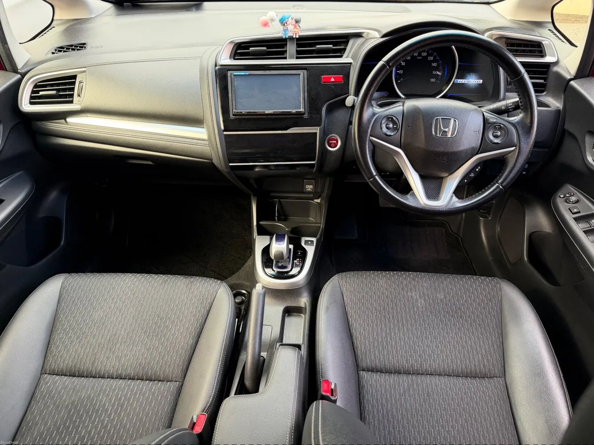 Honda Fit 2015 - Image 5