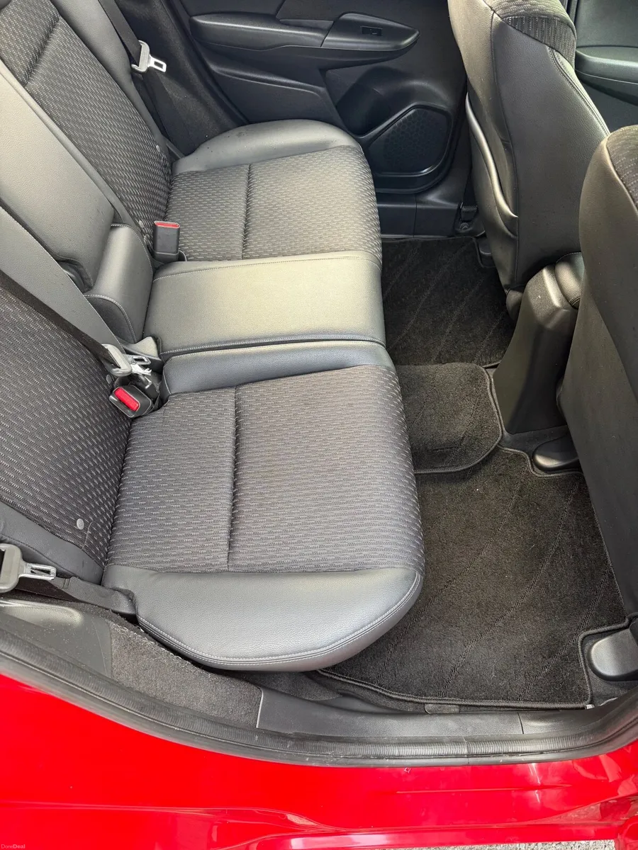Honda Fit 2015 - Image 6