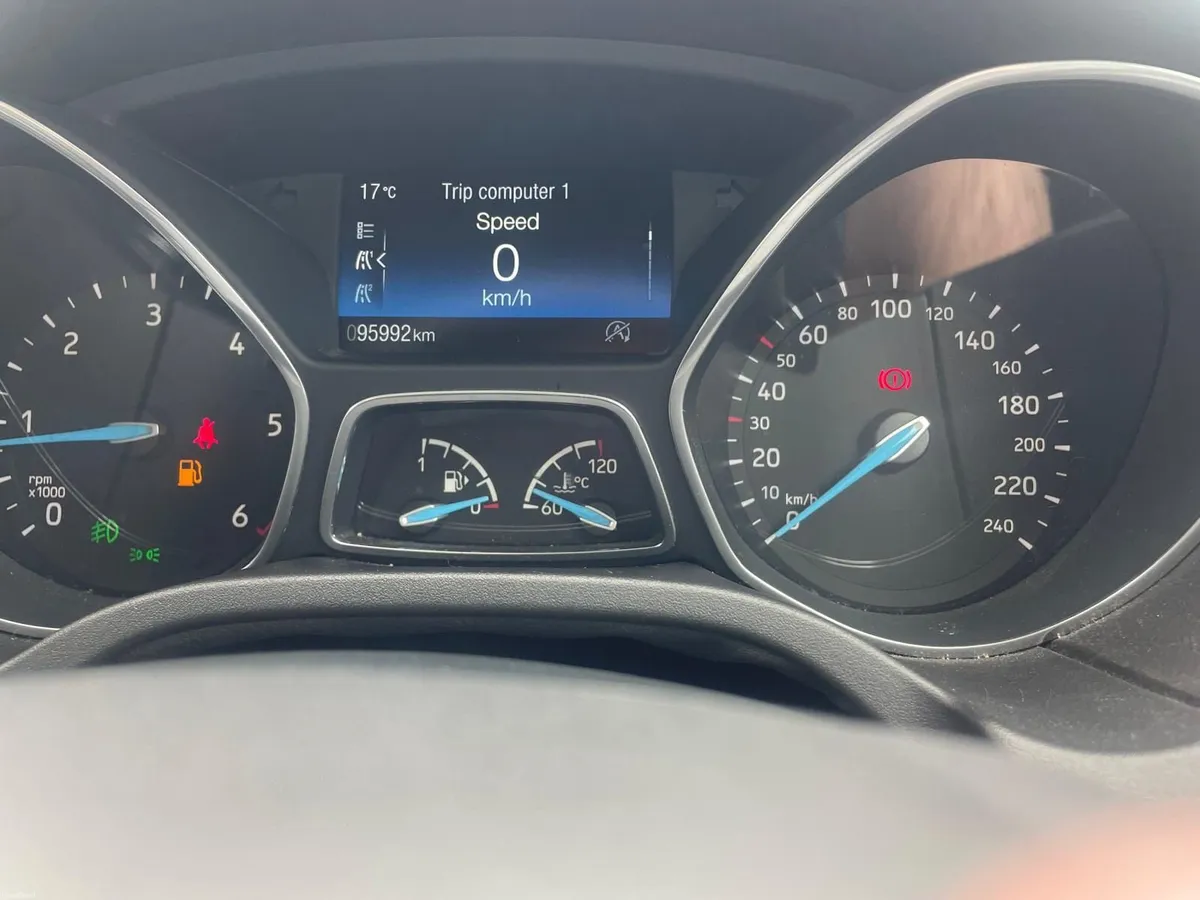 182 Ford Focus - Low Kms & Long NCT 08/28 - Image 6