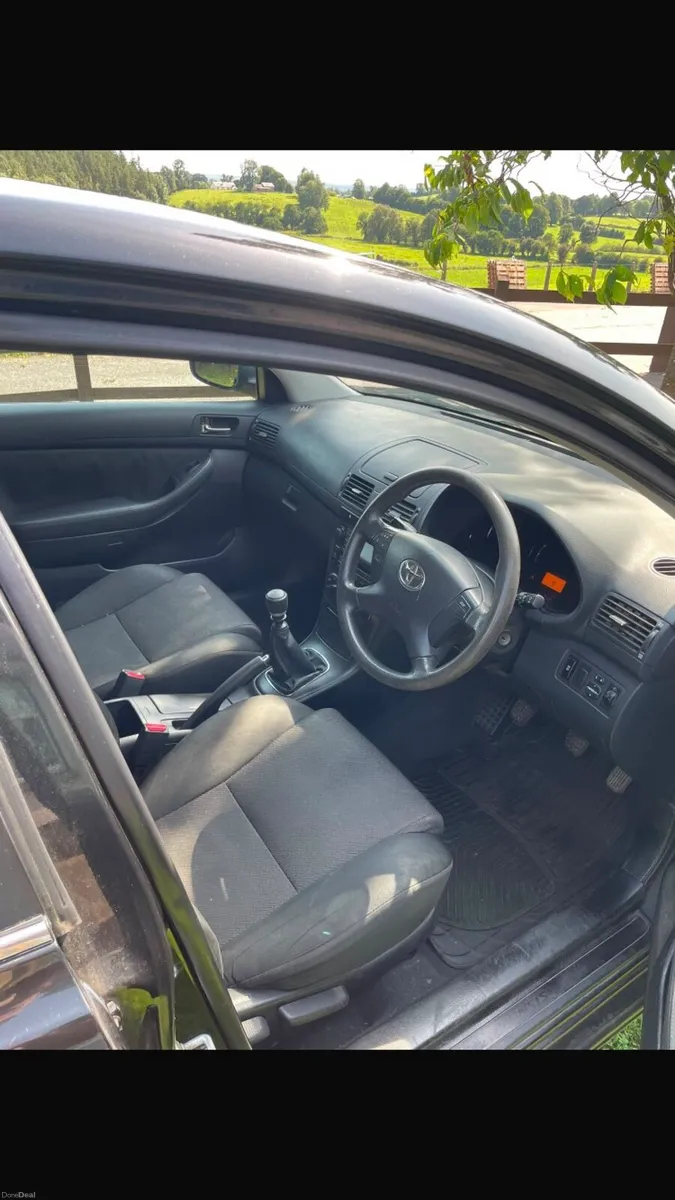 Toyota Avensis 2.0 D4D - Image 6