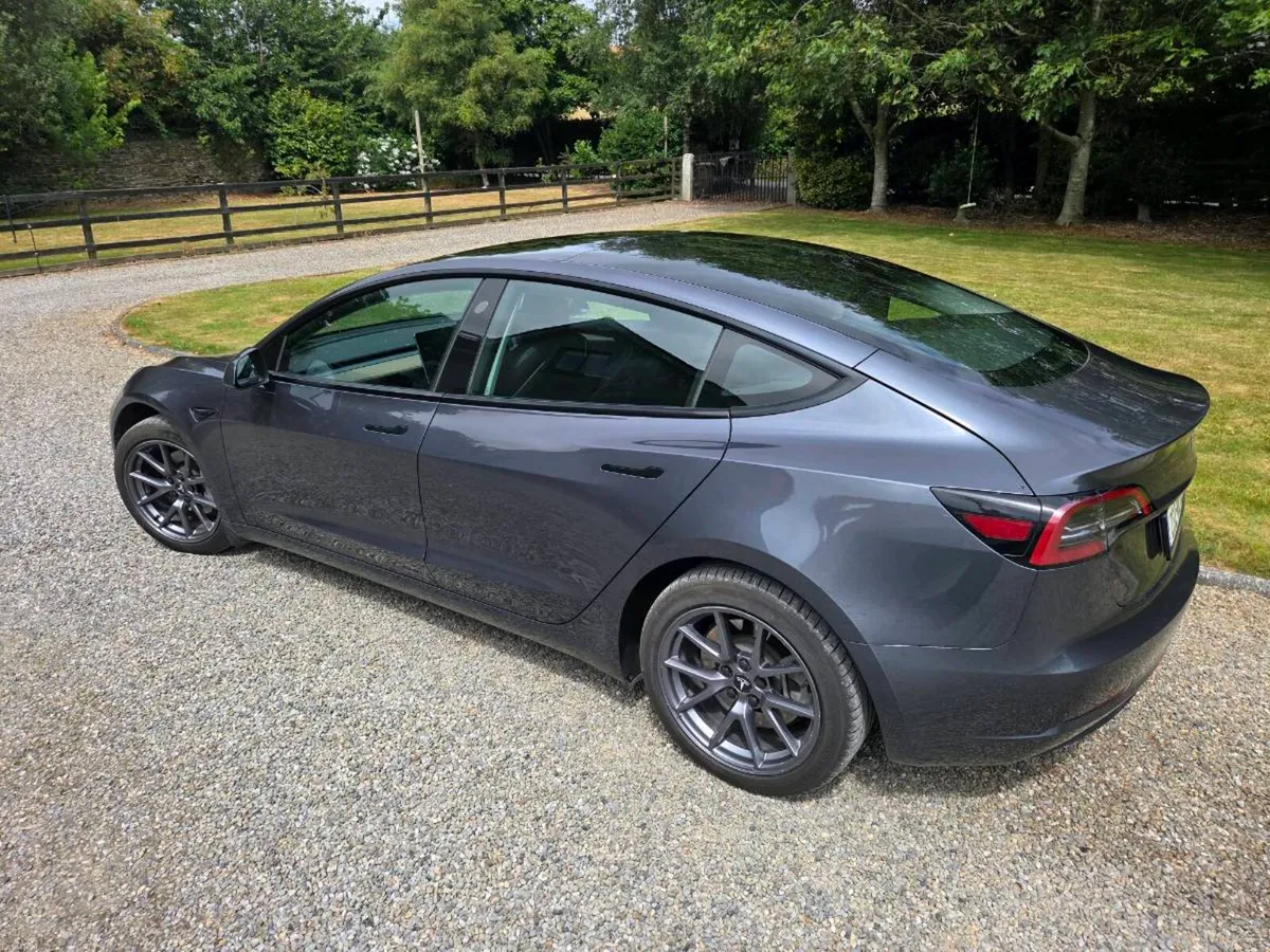 2023 Tesla Model 3 Long Range RWD - Image 4