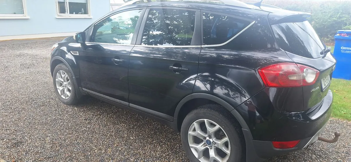 Ford Kuga - Image 3