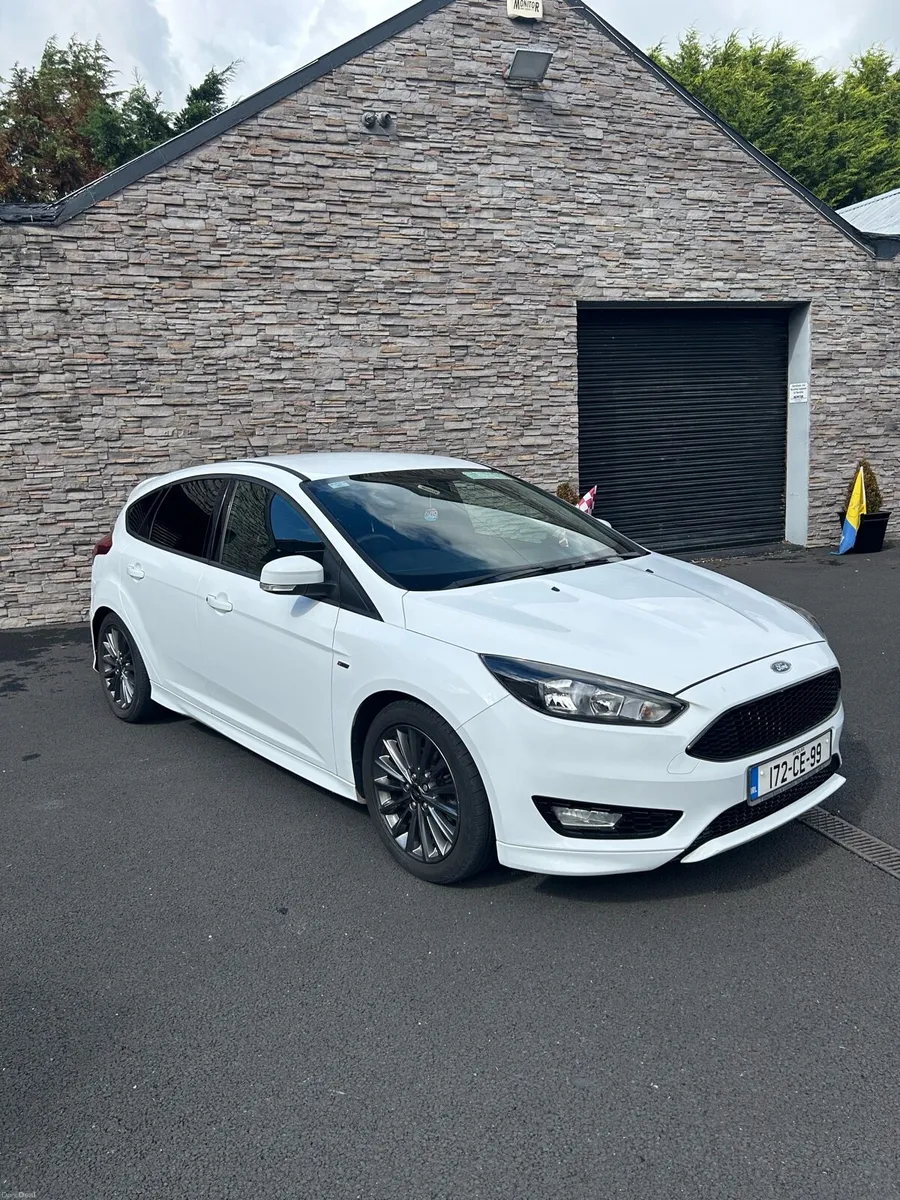 Ford Focus ST Line - Image 2