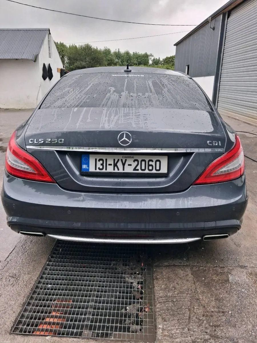 Mercedes Benz Cls 250 Amg sport - Image 4