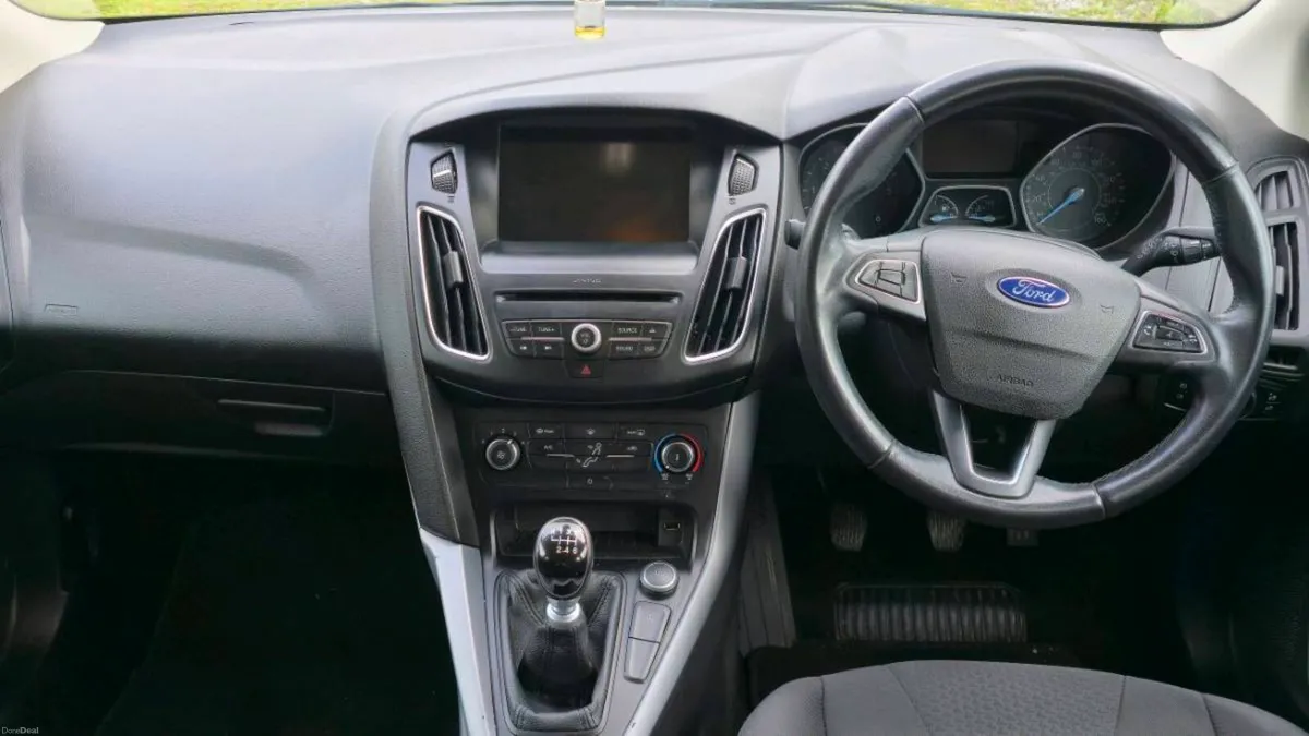 Ford Focus 2016.     120BHP.       144000km - Image 5