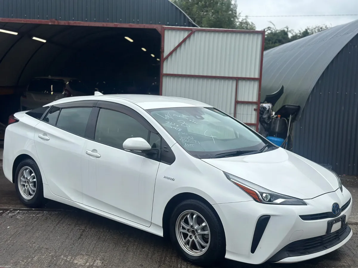 2019 TOYOTA PRIUS 1.8HYBRID - Image 3