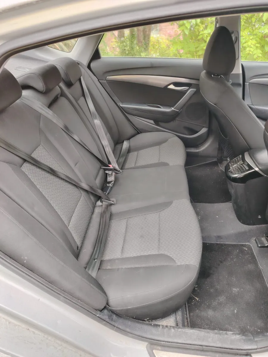 2013 hyundi 140 blue nct 06-27 - Image 4