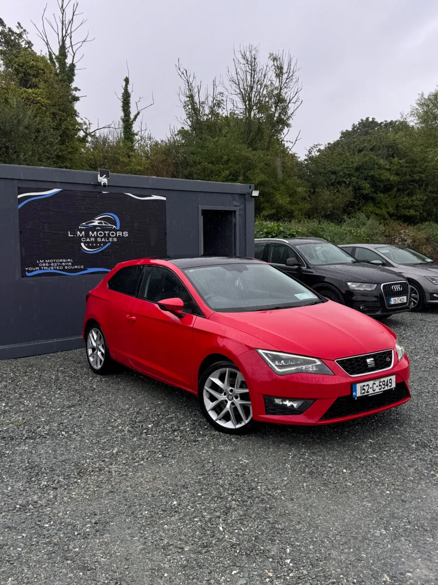 ✨SEAT Leon FR 2015 184BHP Panoramic Sunroof✨ - Image 1
