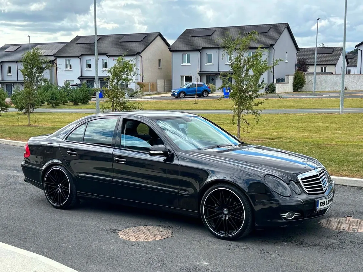 Mercedes E320CDI AMG swap - Image 1