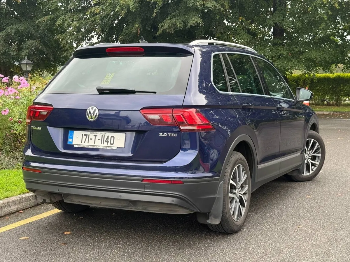 2017 VOLKSWAGEN TIGUAN 2.0TDI SUNROOF - Image 4