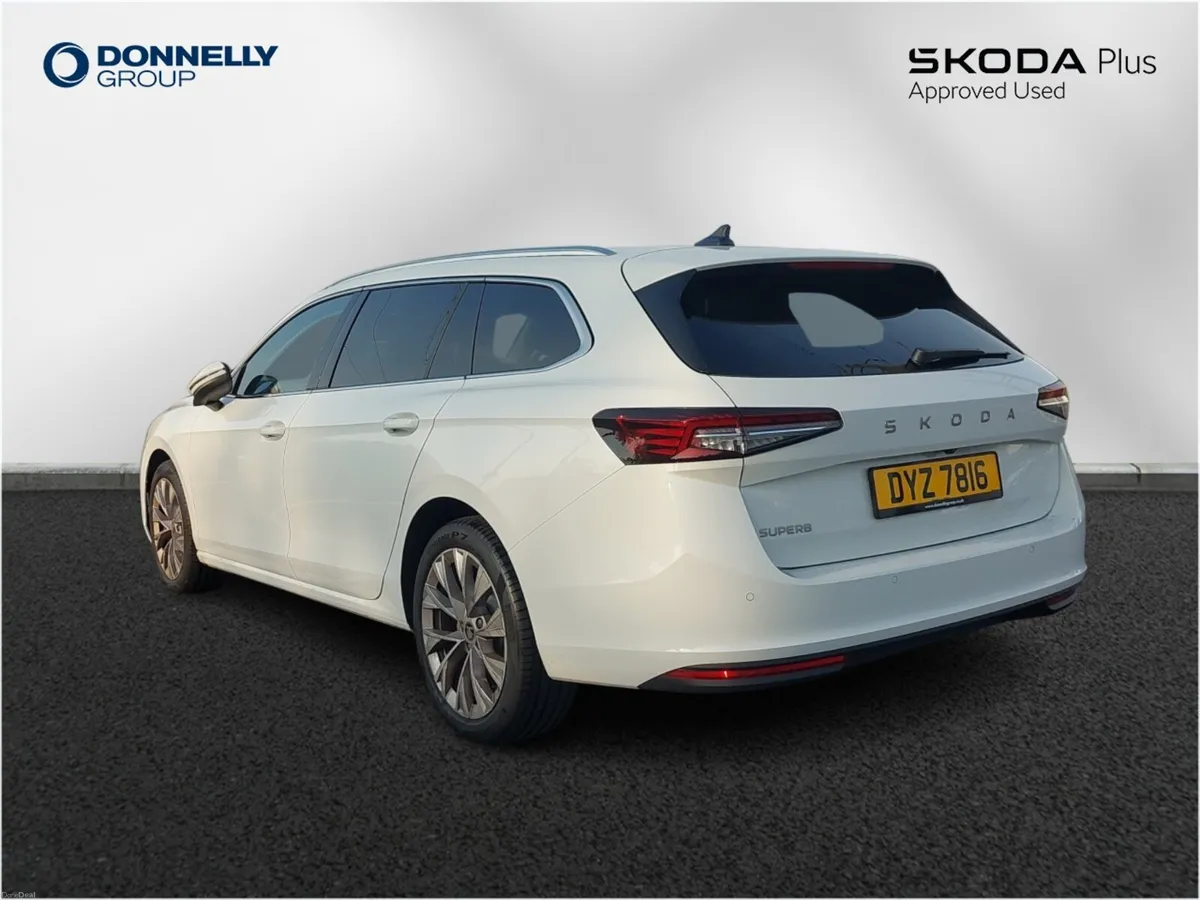 Skoda SUPERB Diesel Estate SE L - Image 3