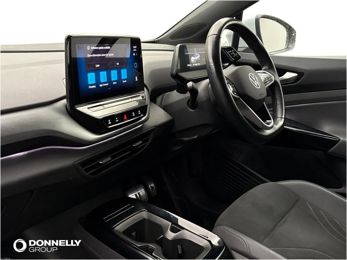 Volkswagen ID.4 109kW Style Pure 52kWh 5dr Auto - Image 2