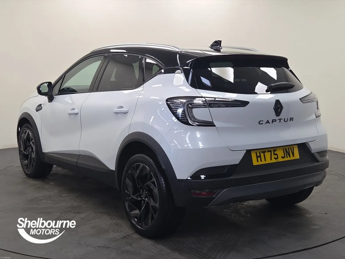 Renault Captur 1.2 TCE 115 Esprit Alpine 5dr - Image 2