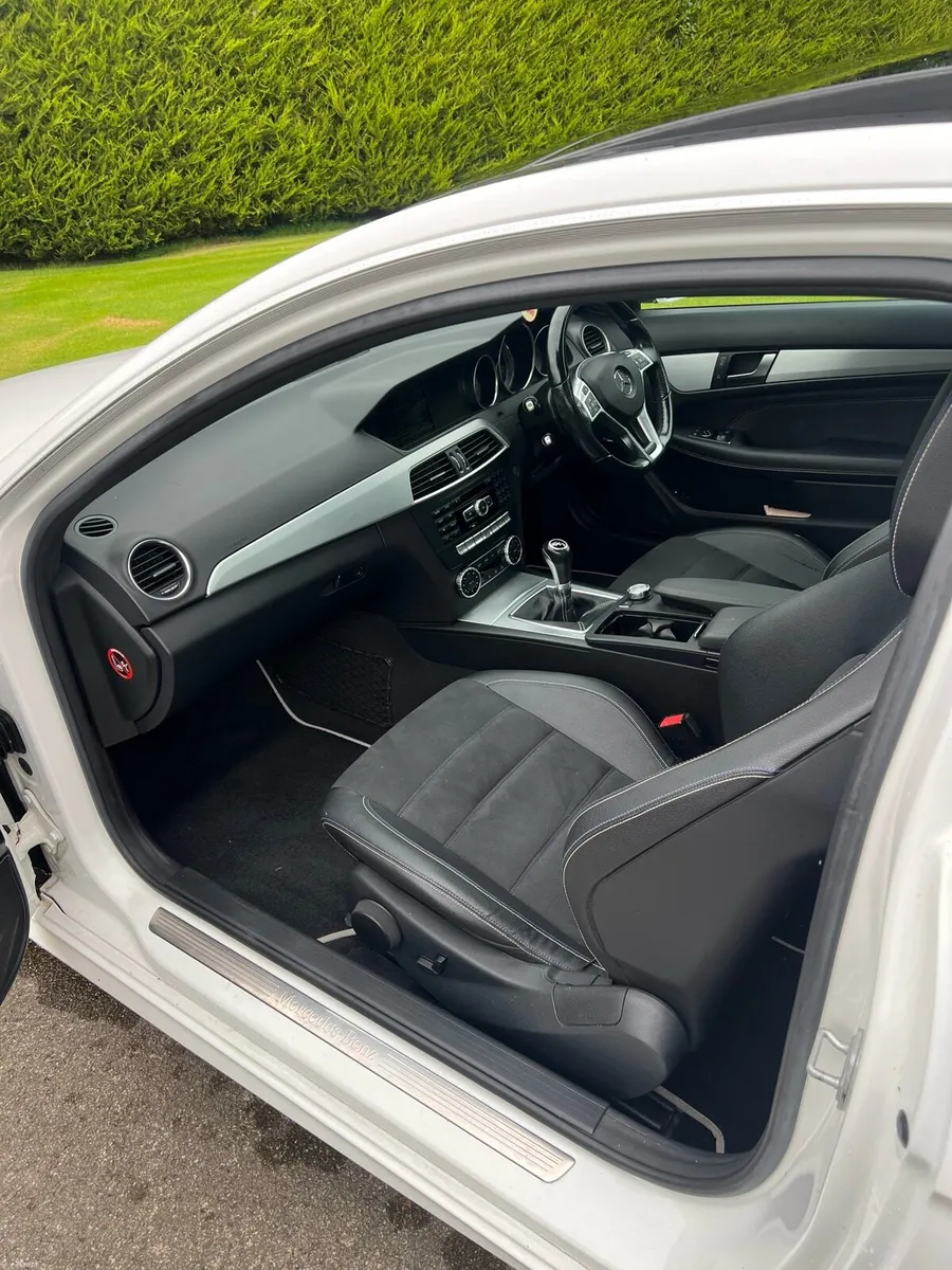 2015 merc c220 cdi amg sports edition - Image 5