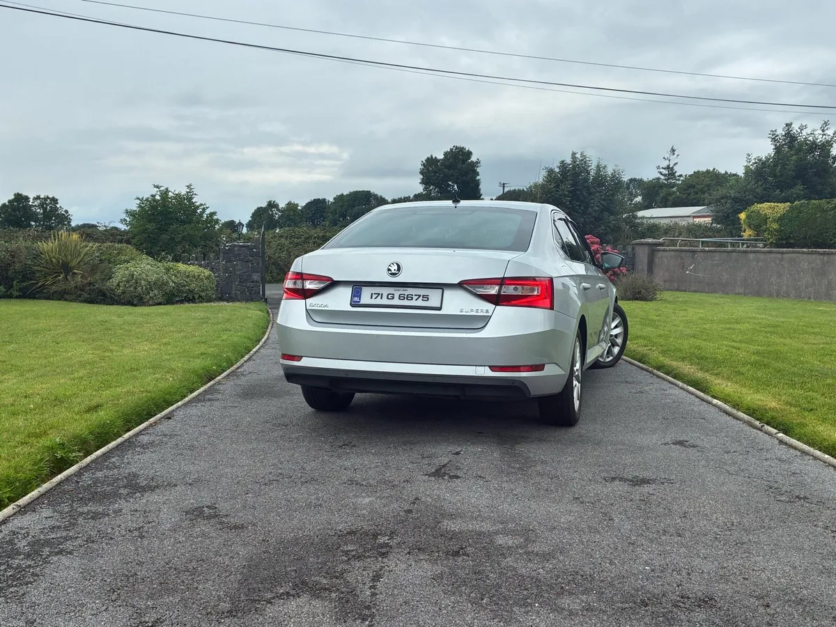 Skoda Superb - Image 3