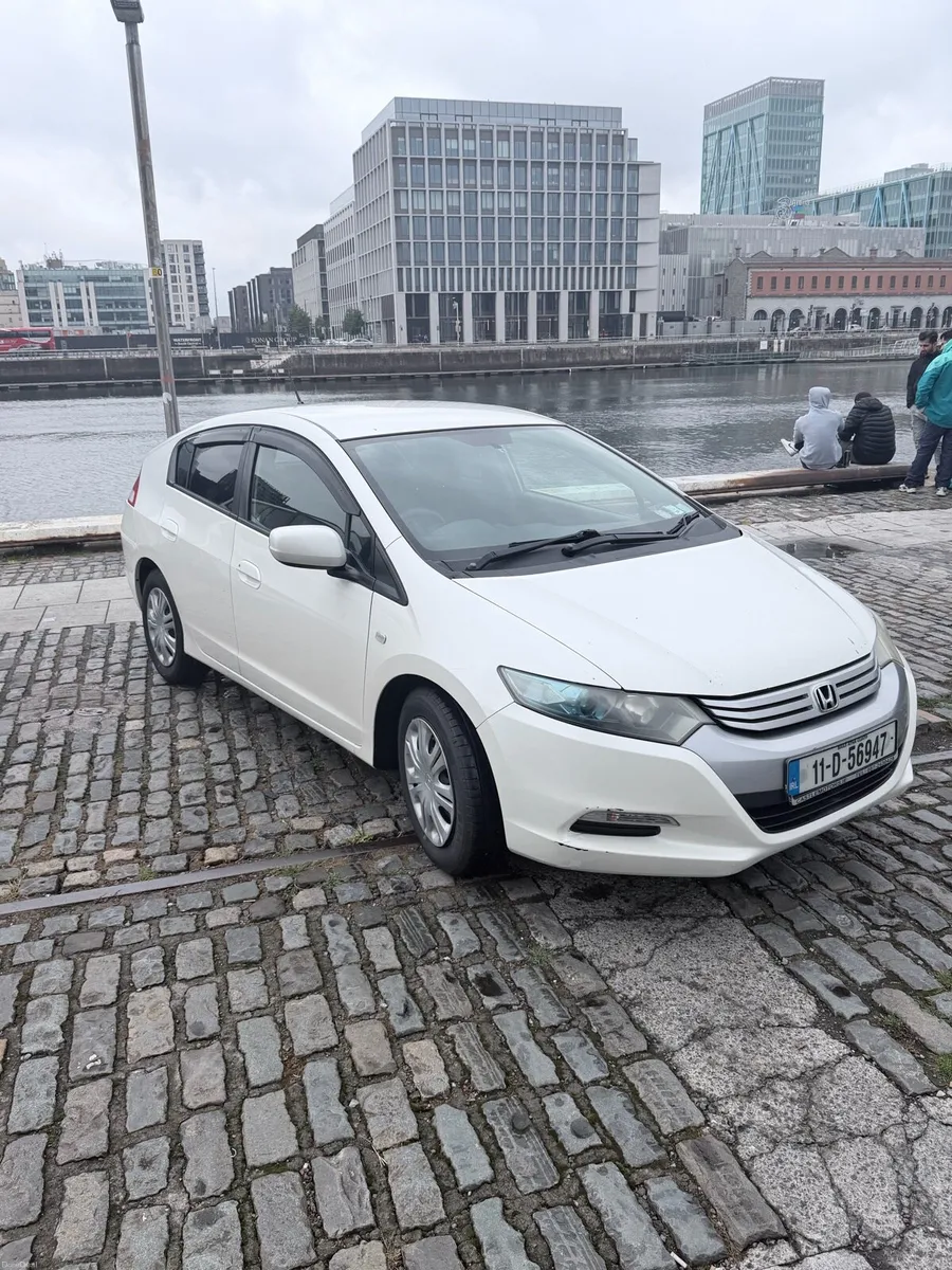 Honda Insight 2011 153,000KMS - Image 2