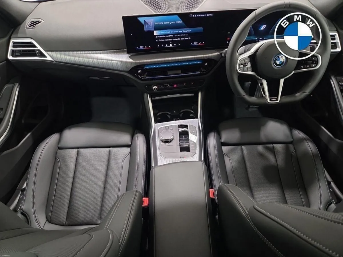 BMW 3-Series 330e M Sport Saloon - Image 4