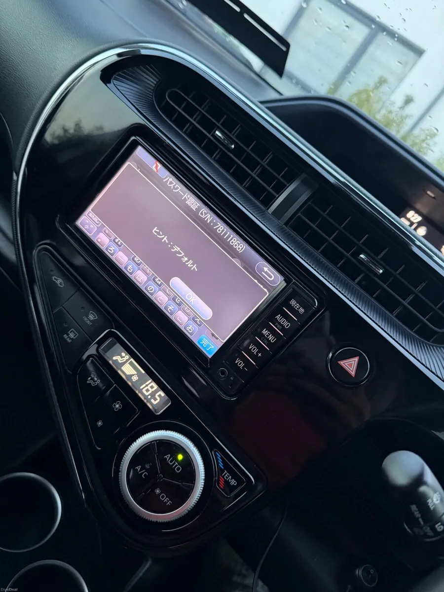 Toyota Aqua 2018 - Image 6