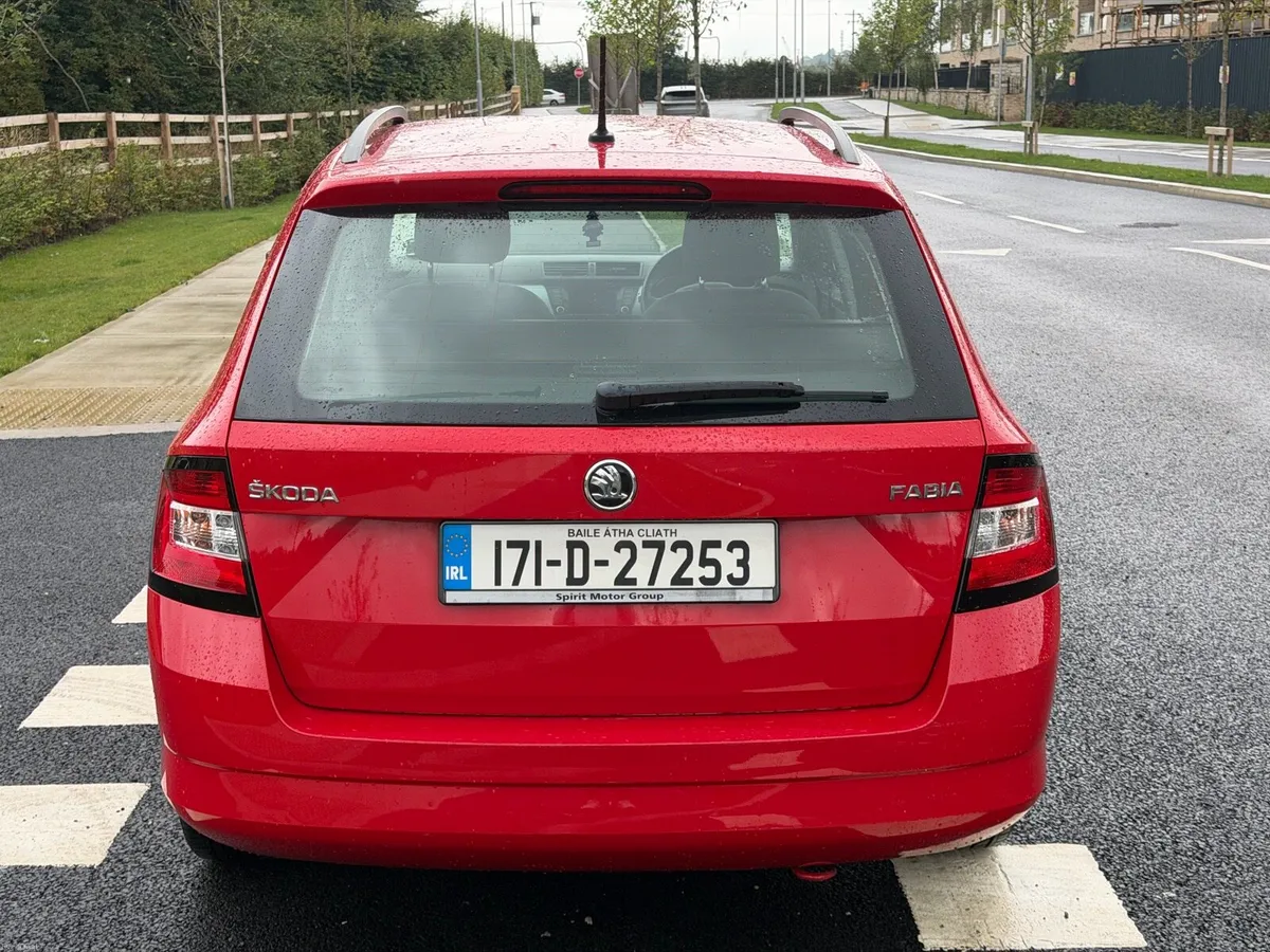 171 Skoda Fabia Combi Ambition 1.0 MPI - Image 5