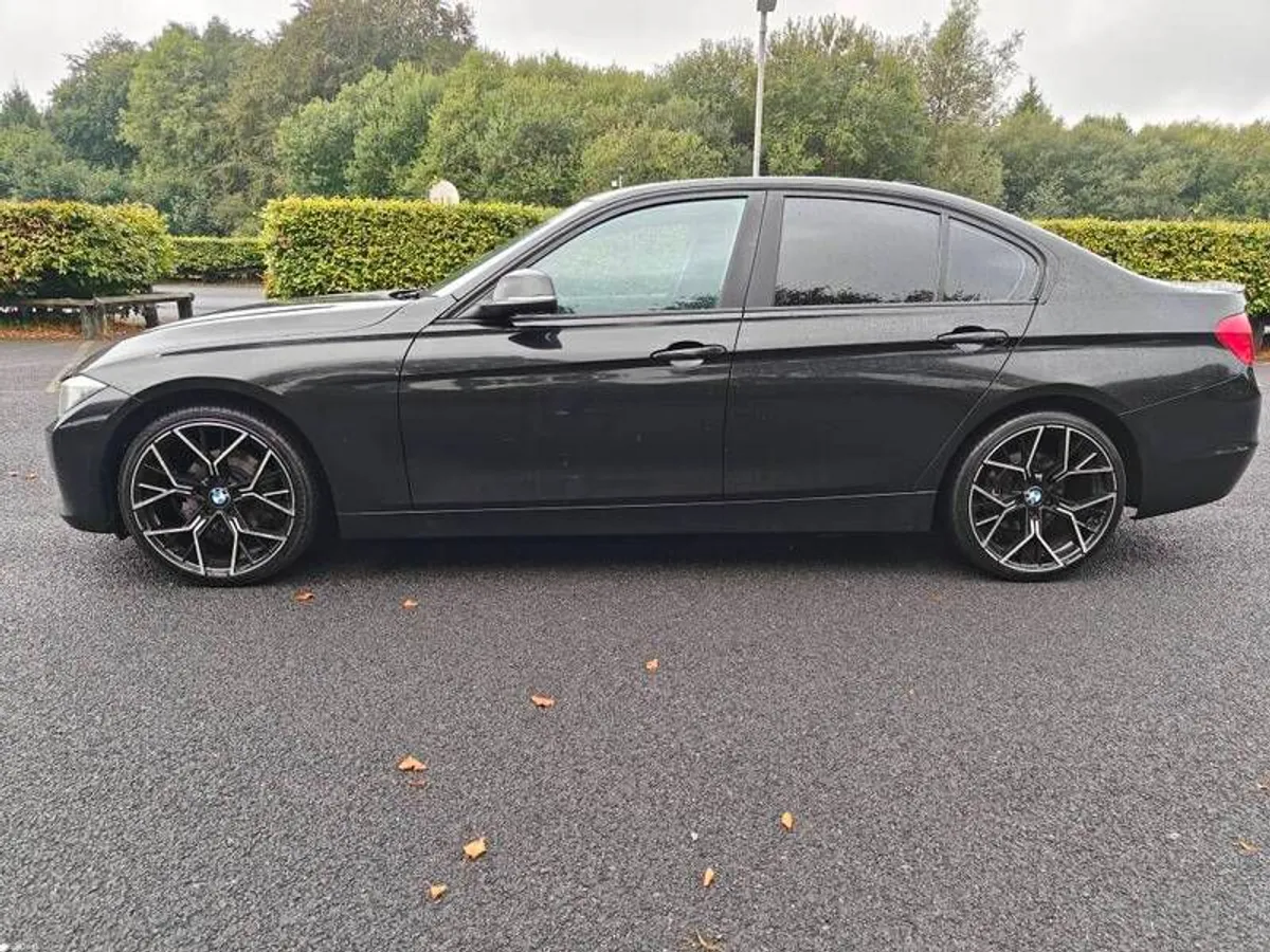 2012 Bmw 3-series - Image 4