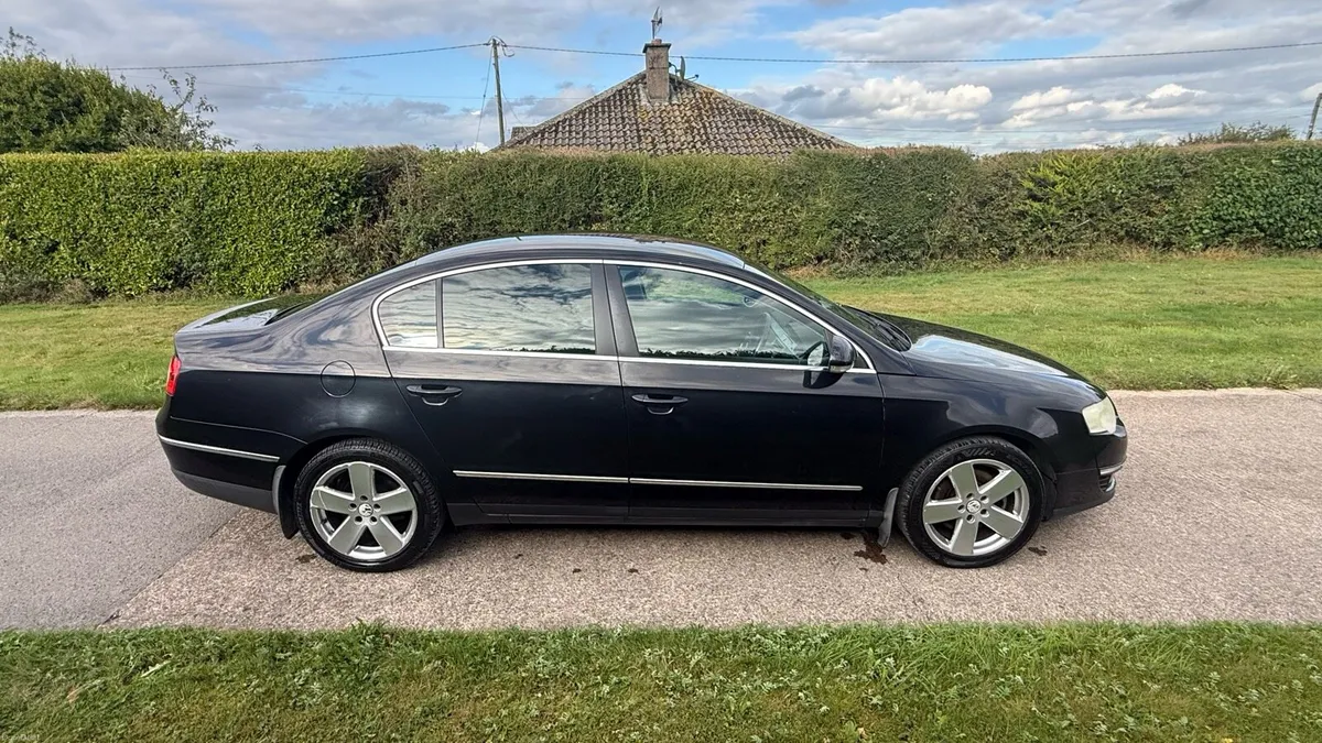 Volkswagen Passat sport 2.0L tdi - Image 5