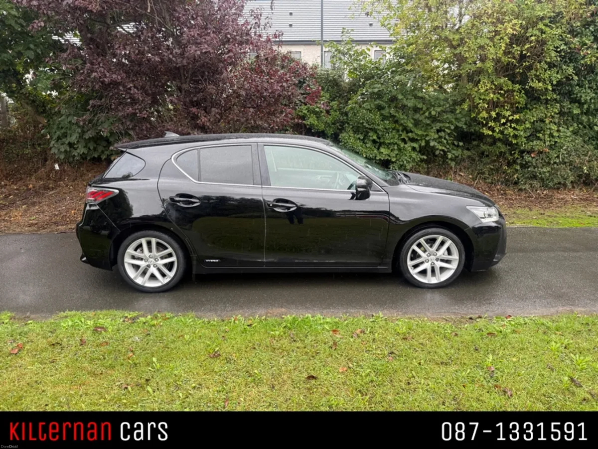 Lexus CT CT 200H ADVANCE 1.8 5DR CVT - Image 2
