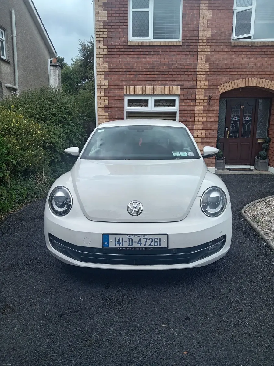 Volkswagen Beetle 2014 - Image 1
