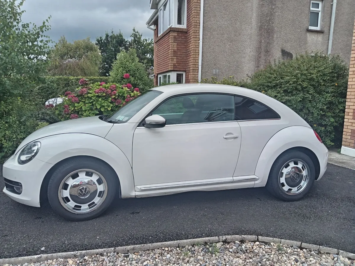 Volkswagen Beetle 2014 - Image 3