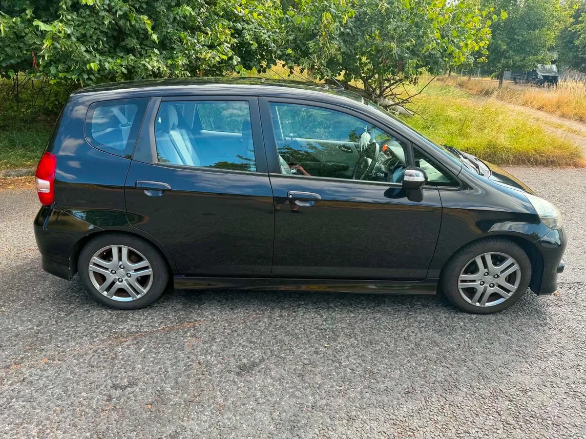 Honda jazz low miles automatic - Image 4