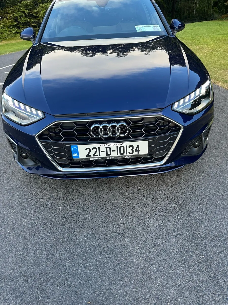 2022AudiA4 Avant S-line 2.0 Tdi Automatic - Image 4
