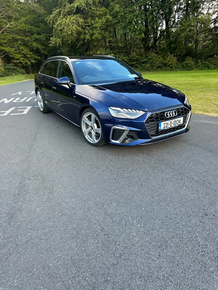 2022AudiA4 Avant S-line 2.0 Tdi Automatic - Image 2